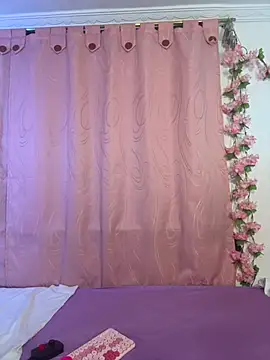 Snapshot of Evan_Rose chatting on 8, 3, 2026 Evan Rose online show from 8, 3, 2026