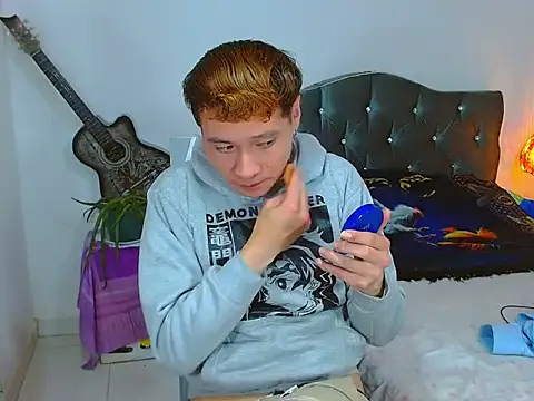  Santi2 online show from 23, 4, 2026