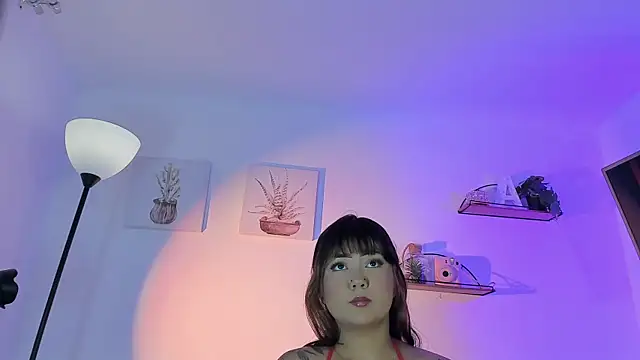 AlaiaRogers online show from 13, 4, 2026