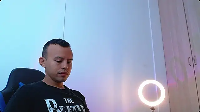 Damian Wish online show from 15, 4, 2026