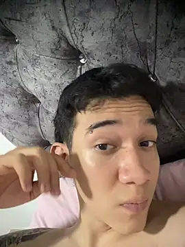 Snapshot of Sacro_sex chatting on 3, 3, 2026 Sacro sex online show from 3, 3, 2026