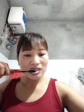 Lilinn  online show from 24, 4, 2026