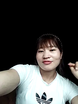 Lilinn  online show from 28, 4, 2026