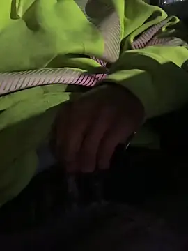 Snapshot of teasy01 chatting on 7, 3, 2026 teasy01 online show from 7, 3, 2026