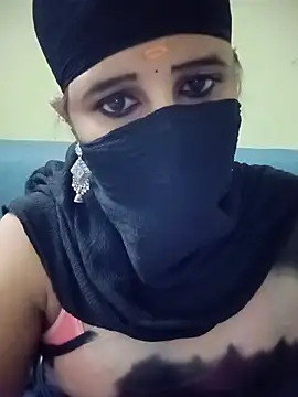 Snapshot of Tamil_Rani- chatting on 11, 7, 2026 Tamil Rani- online show from 11, 7, 2026