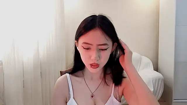 Snapshot of SolvedGlobe chatting on 2, 6, 2026 SolvedGlobe online show from 2, 6, 2026