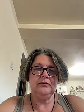 I amArquette online show from 19, 4, 2026