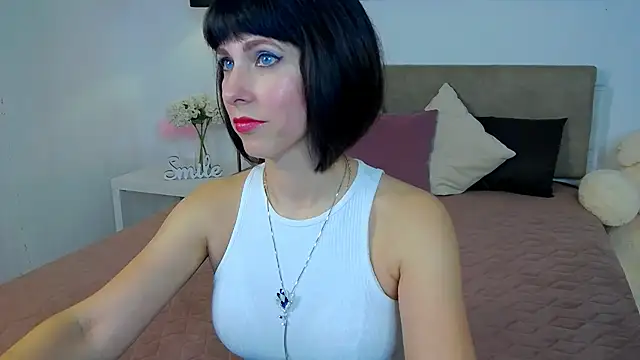 HeidieRaven online show from 25, 4, 2026