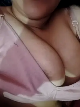 MUSKAN 786786- online show from 6, 3, 2026