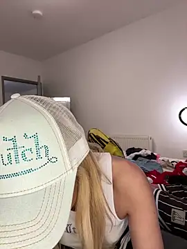 Naughtyblondex online show from 11, 4, 2026