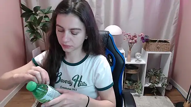 MistyBree online show from 24, 4, 2026