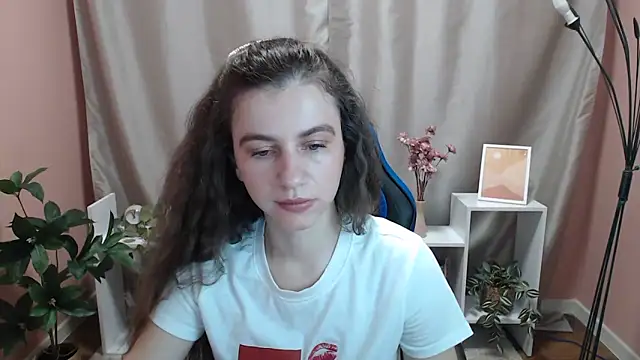 Snapshot of MistyBree chatting on 16, 5, 2026 MistyBree online show from 16, 5, 2026