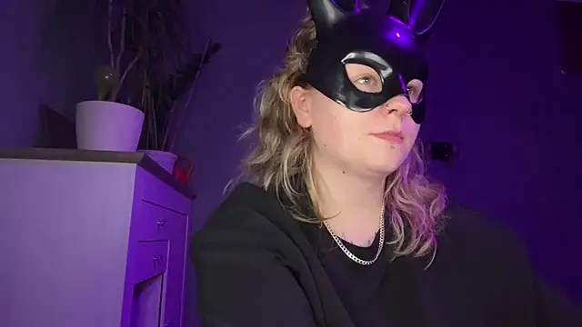 YoungAlina online show from 3, 7, 2026