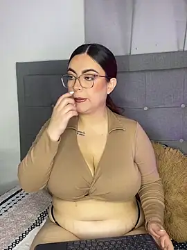 Kiara noirr online show from 11, 3, 2026