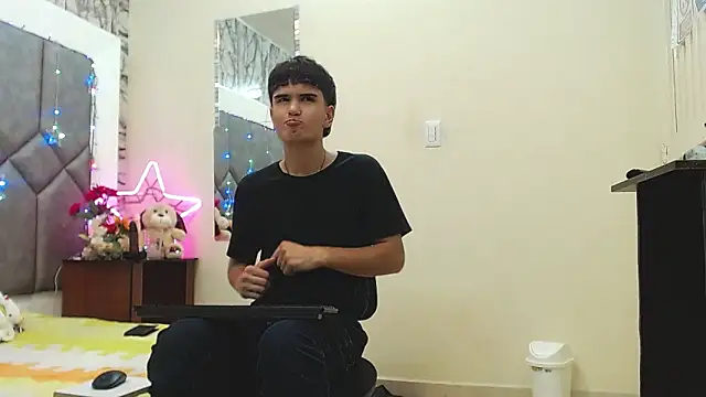 Steve Hotman online show from 25, 4, 2026