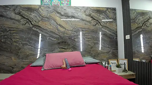 Roxy-Sweett online show from 22, 4, 2026