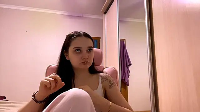 TrulaPhay online show from 4, 3, 2026