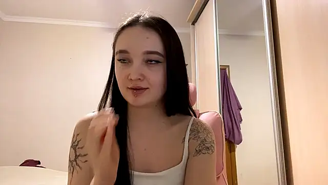 TrulaPhay online show from 5, 3, 2026