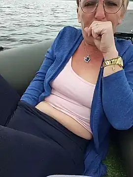 lescoquinsdu40 online show from 26, 4, 2026