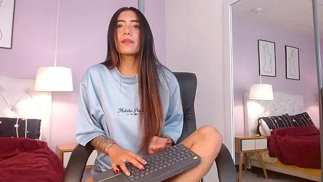 Cataleyaa23 online show from 12, 6, 2026