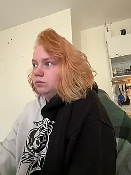 soft focus online show from 19, 4, 2026