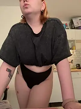 soft focus online show from 21, 4, 2026