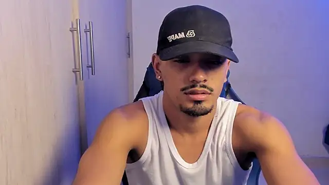 jossi12345j online show from 19, 4, 2026