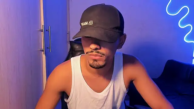 jossi12345j online show from 22, 4, 2026