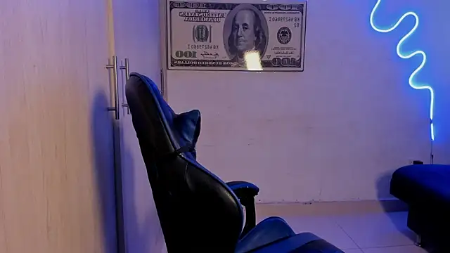 jossi12345j online show from 27, 4, 2026