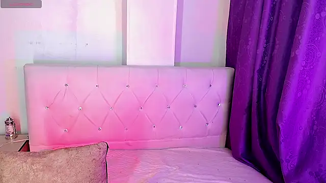 isadoraqueeen online show from 26, 4, 2026