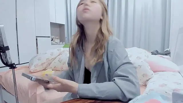 yuanlian66 online show from 23, 4, 2026