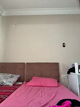 emree-pelinn online show from 3, 3, 2026