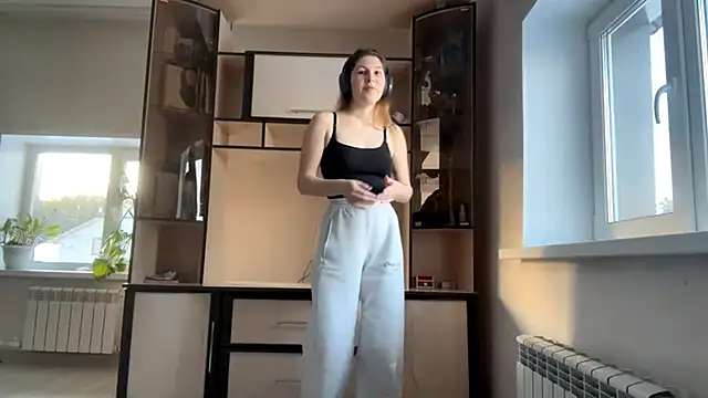 JoanieMochel online show from 9, 3, 2026