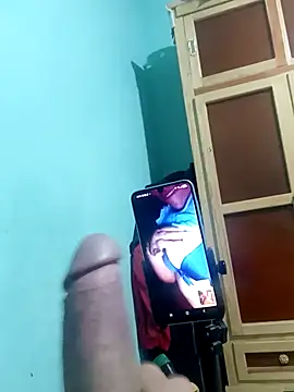 Elcaliente24 online show from 30, 6, 2026