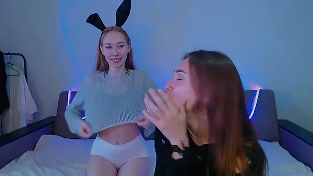 yourameliaa online show from 23, 4, 2026