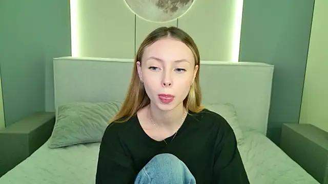 Tessa Cross online show from 13, 3, 2026