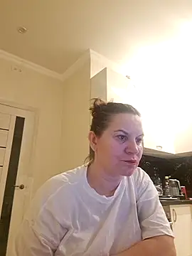 LaraHarper online show from 2, 3, 2026