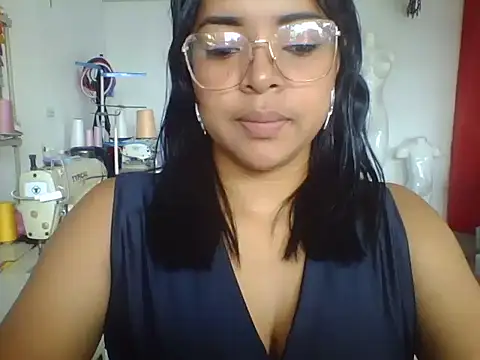 Snapshot of Babyfull_lips chatting on 3, 3, 2026 Babyfull lips online show from 3, 3, 2026