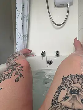 BeeMay22 online show from 16, 4, 2026