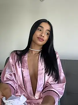 Bella Smithe online show from 12, 4, 2026