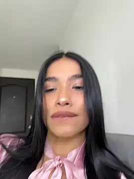 Bella Smithe online show from 29, 4, 2026