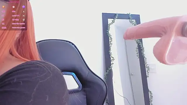 Snapshot of Kloeraize chatting on 4, 3, 2026 Kloeraize online show from 4, 3, 2026