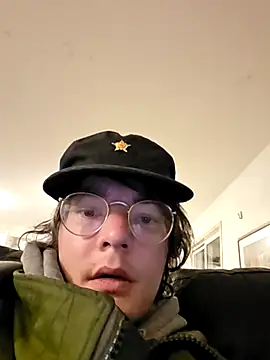 KinkyKittyBoy online show from 14, 4, 2026