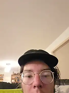 KinkyKittyBoy online show from 11, 6, 2026