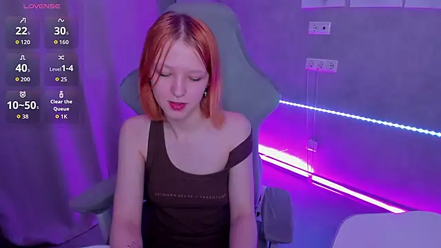 Emma Dusk online show from 4, 6, 2026