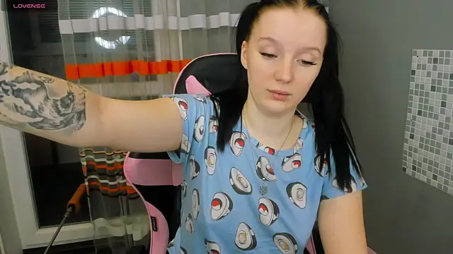 Snapshot of Mary_Blu chatting on 15, 2, 2025 Mary Blu online show from 15, 2, 2025