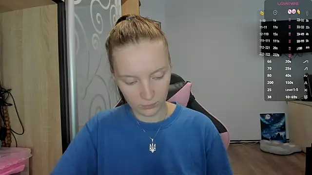 Snapshot of Mary_Blu chatting on 27, 9, 2025 Mary Blu online show from 27, 9, 2025