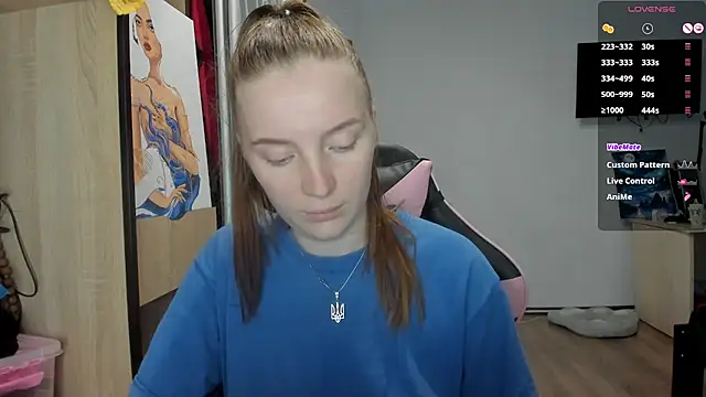 Snapshot of Mary_Blu chatting on 5, 10, 2025 Mary Blu online show from 5, 10, 2025