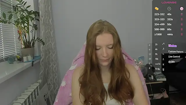 Snapshot of Mary_Blu chatting on 5, 11, 2025 Mary Blu online show from 5, 11, 2025