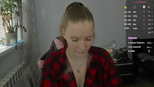 Snapshot of Mary_Blu chatting on 15, 11, 2025 Mary Blu online show from 15, 11, 2025